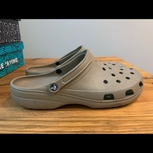 tan crocs